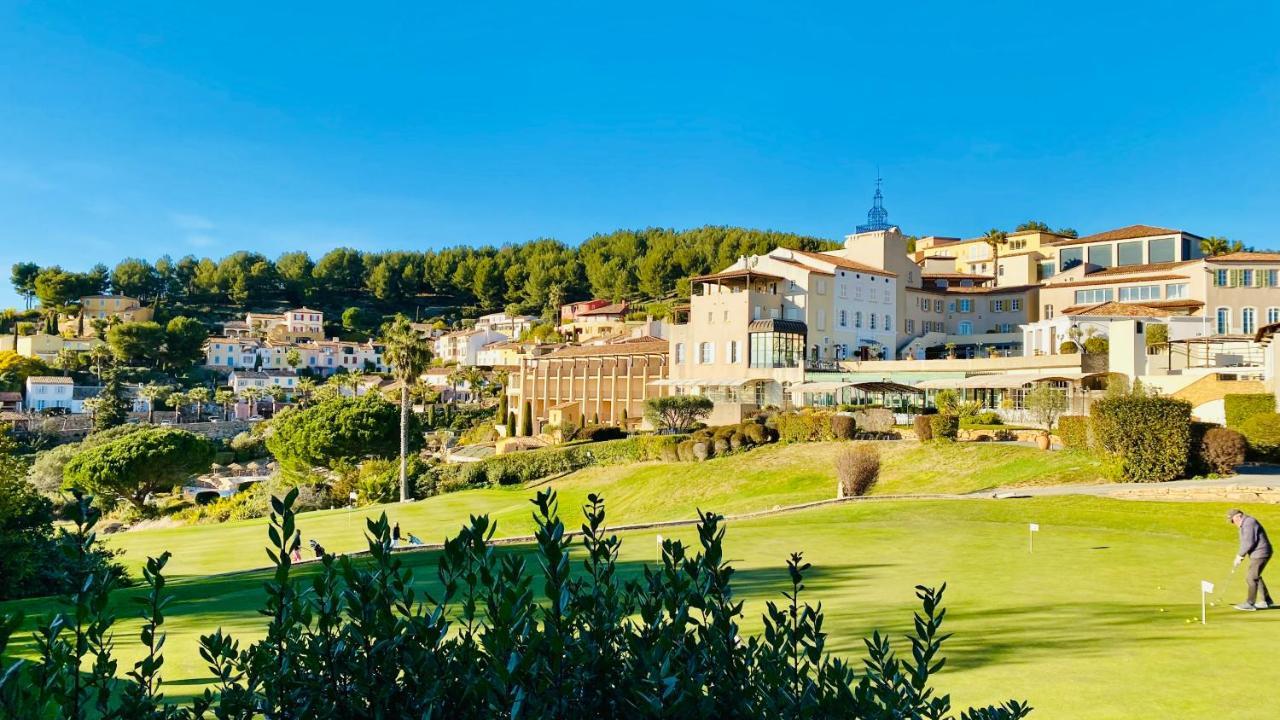 Hameau des amandiers-vue mer&golf Saint-Cyr-sur-Mer Extérieur photo